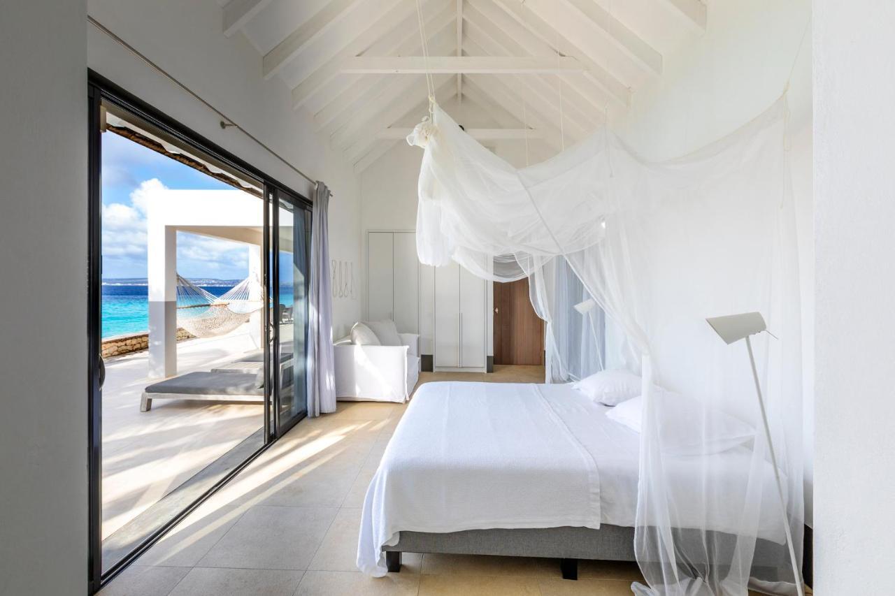 Oceanfront 72 & Sunny Villa Kralendijk  Exterior photo