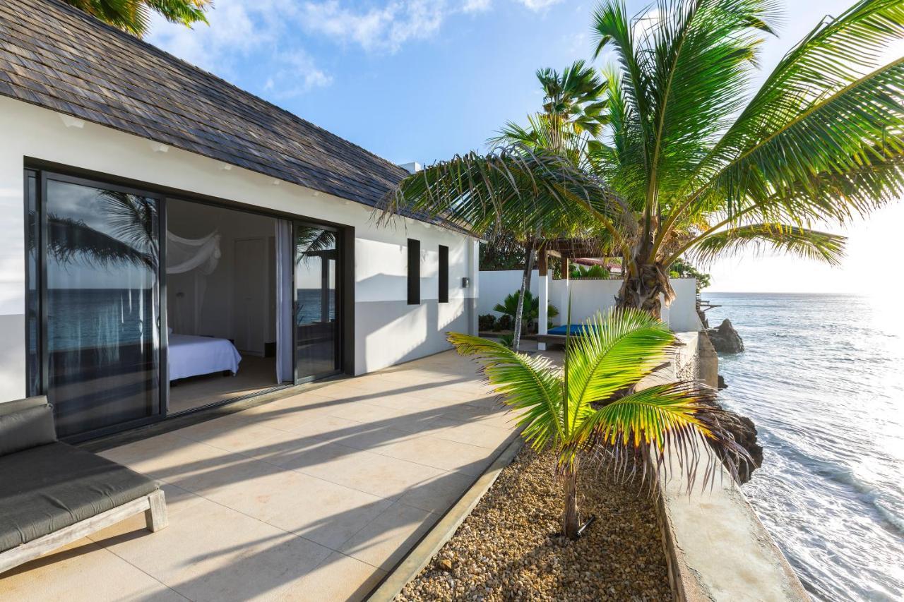 Oceanfront 72 & Sunny Villa Kralendijk  Exterior photo