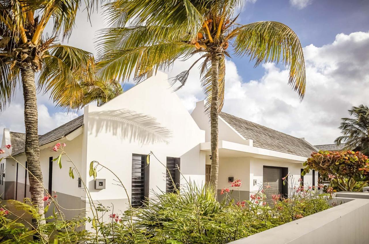 Oceanfront 72 & Sunny Villa Kralendijk  Exterior photo