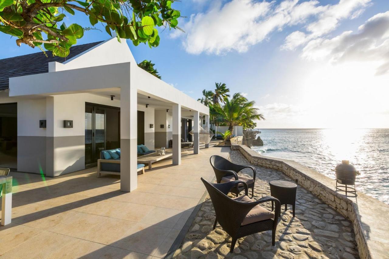 Oceanfront 72 & Sunny Villa Kralendijk  Exterior photo