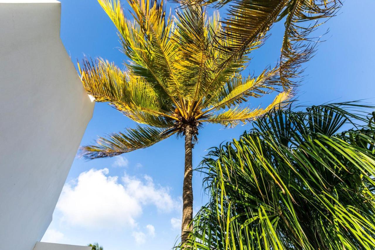Oceanfront 72 & Sunny Villa Kralendijk  Exterior photo